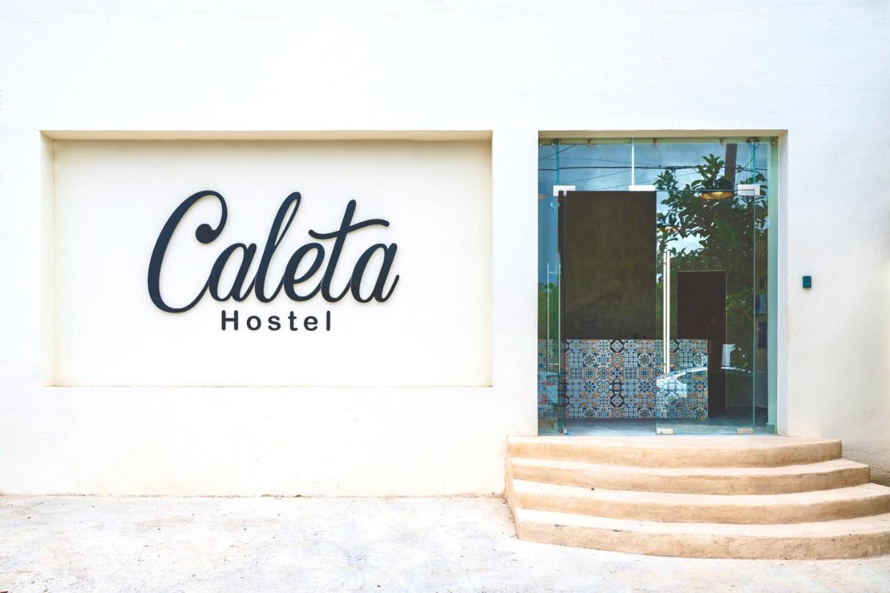 Caleta Hostel Rooftop & Pool Cancún Esterno foto